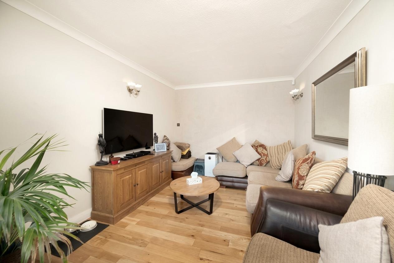 Laurel Gardens, Mill Hill, NW7, London